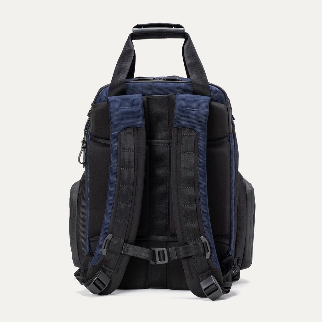 Altitude™ Medium Expandable Laptop Backpack 25-30L