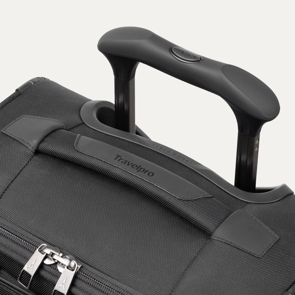 Crew™ Classic Carry-On / Medium Check-In Set