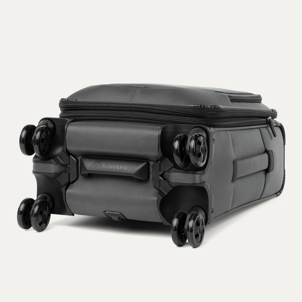 Crew™ Classic Compact Carry-On / Large Check-In Set