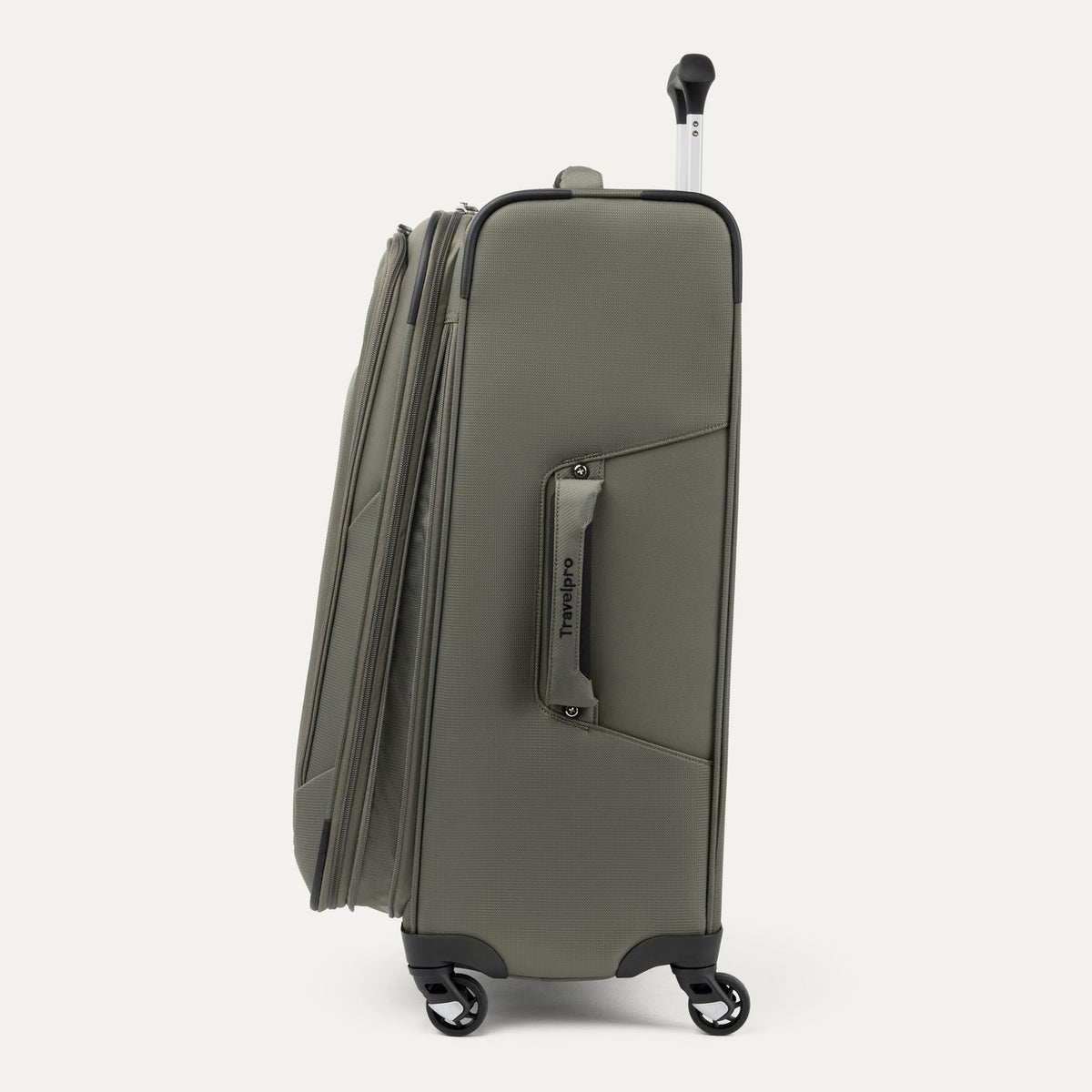 Maxlite® 5 Medium Check-In Spinner