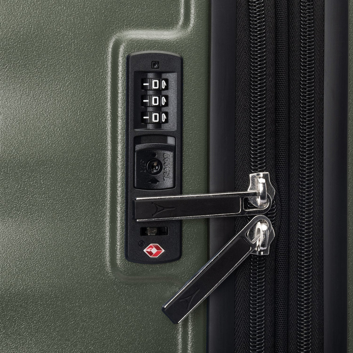 Maxlite® Air V2 Compact Carry-On Hardside Spinner
