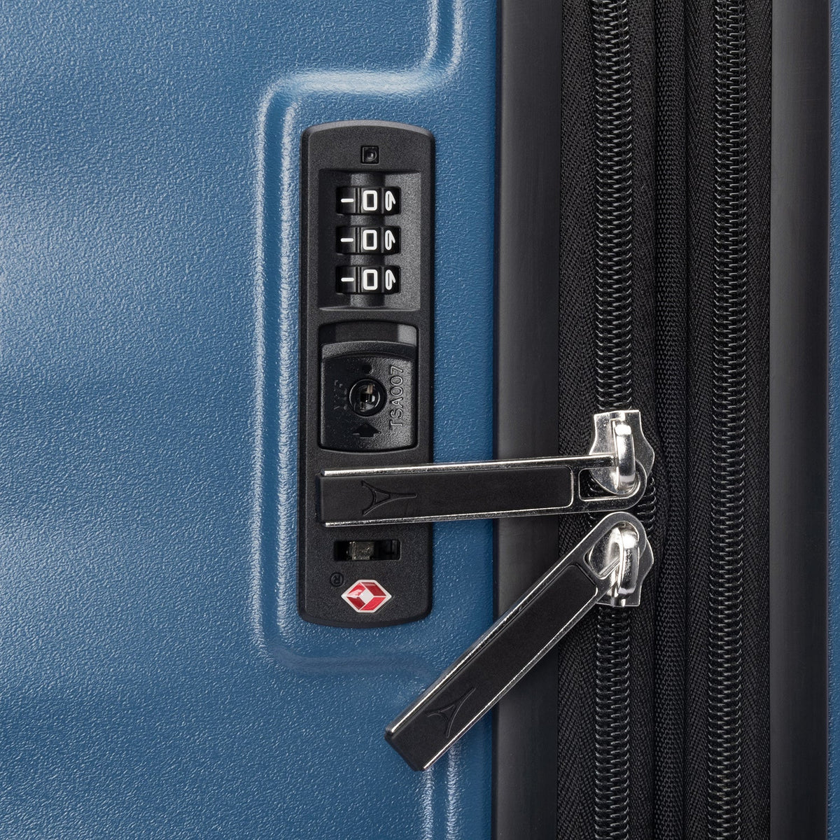 Maxlite® Air V2 Carry-On / Medium Check-In Set