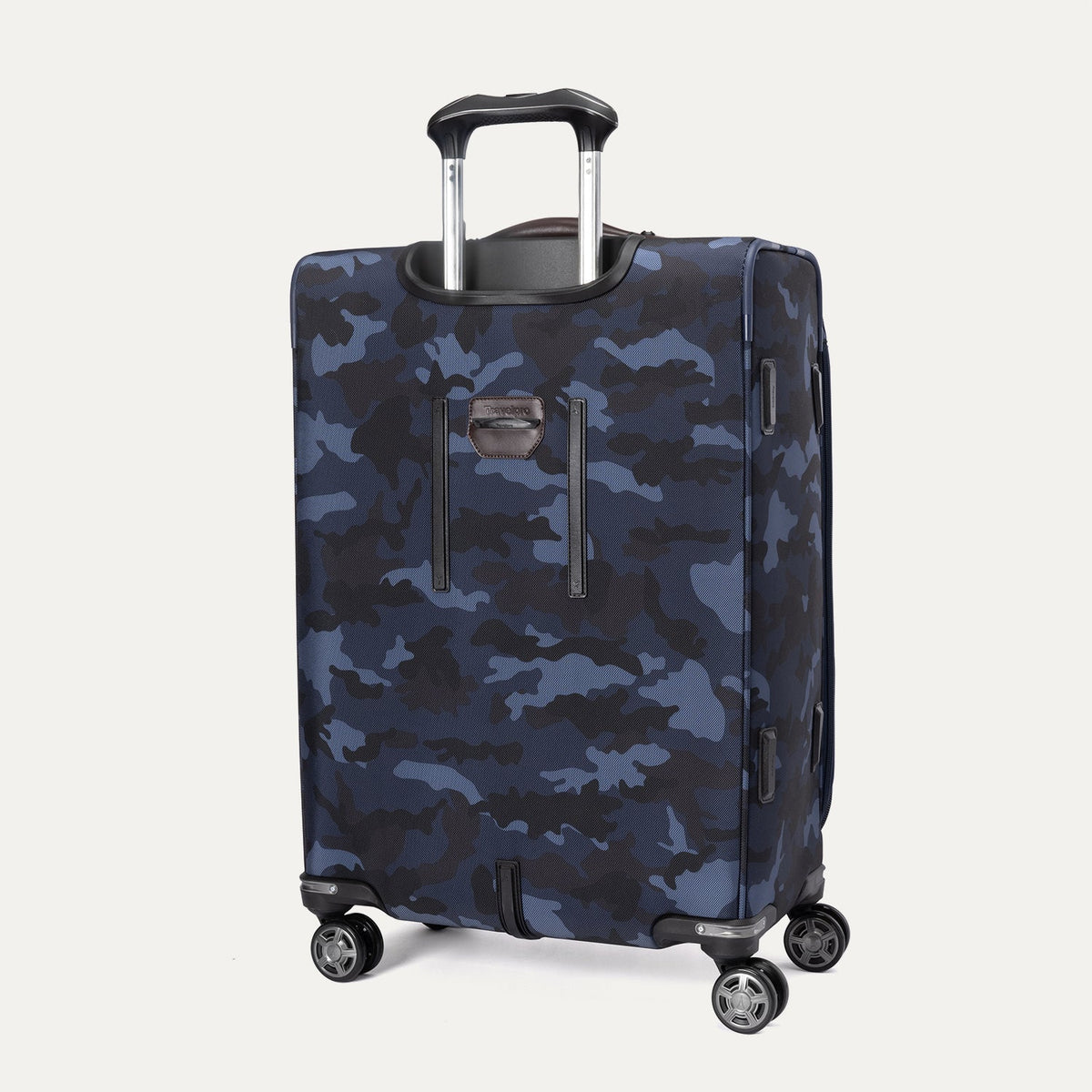 On the Move - Platinum® Elite Weekender Bag / Medium Check-In Set