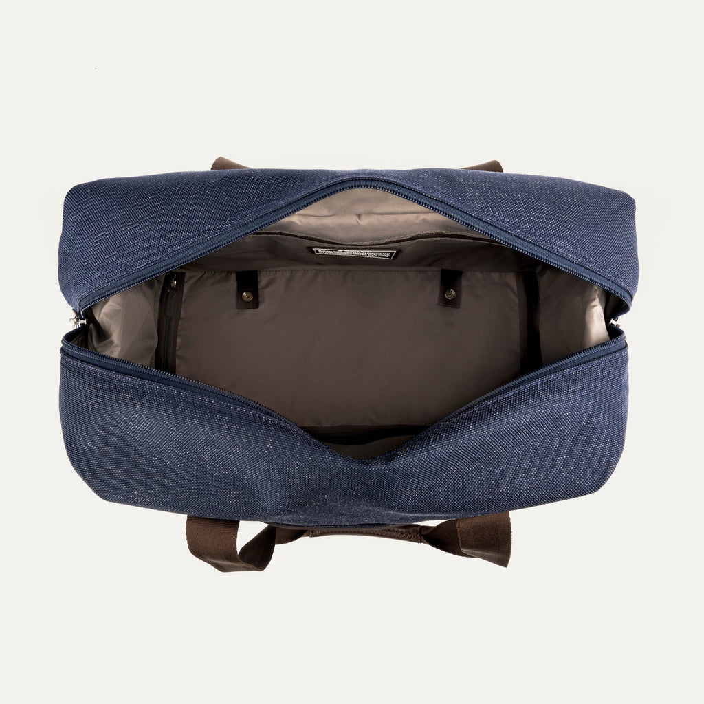 On the Move - Platinum® Elite Weekender Bag / Medium Check-In Set
