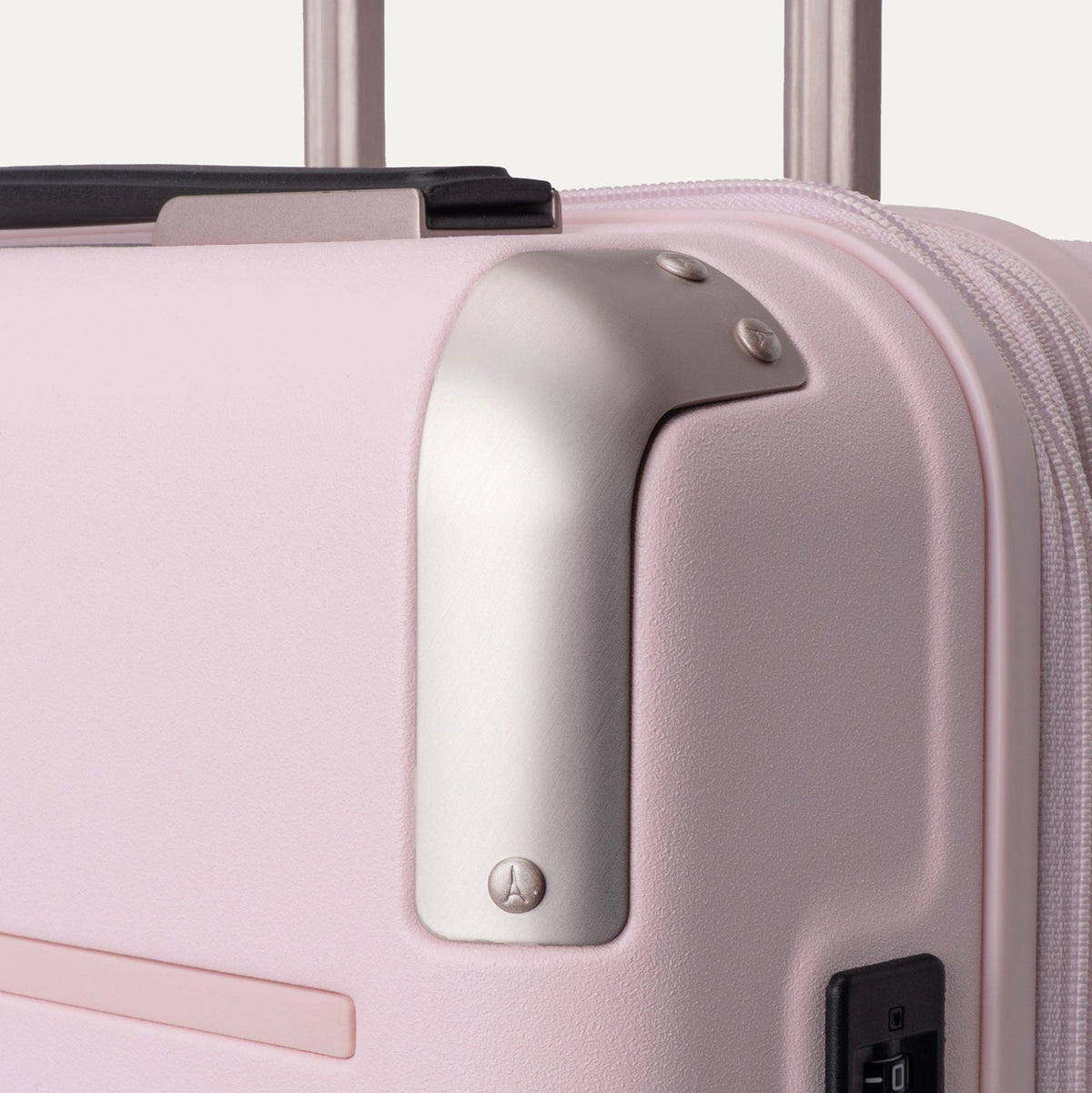 Platinum® Elite Compact Carry-On Hardside Spinner