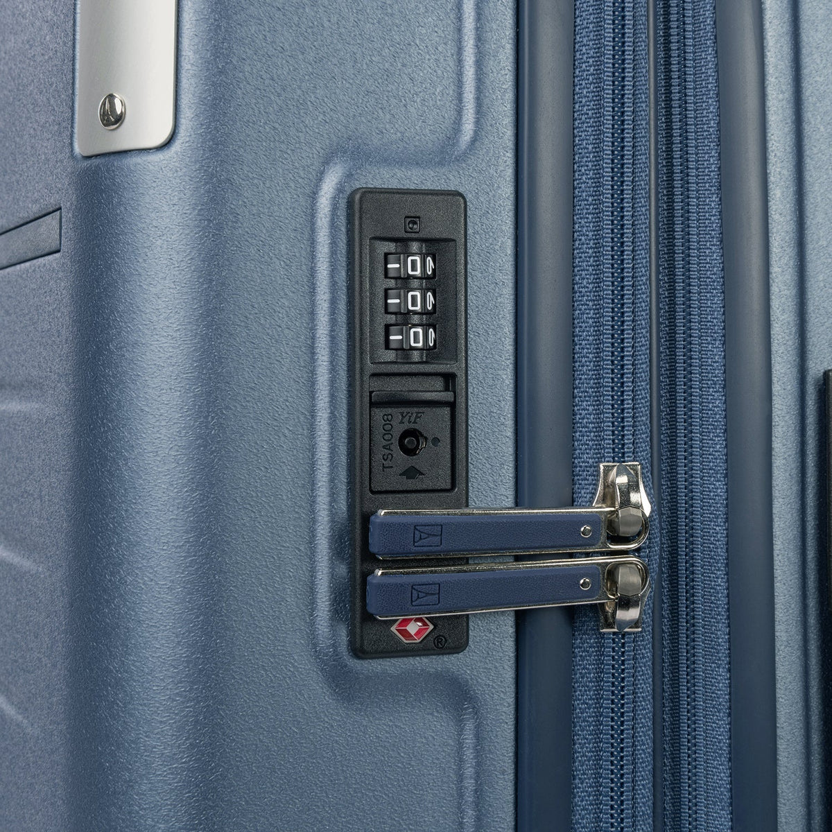 Platinum® Elite Compact Carry-On Hardside Spinner