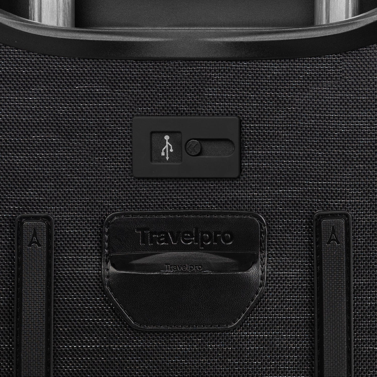 Platinum® Elite Carry-On / Medium Check-In Set