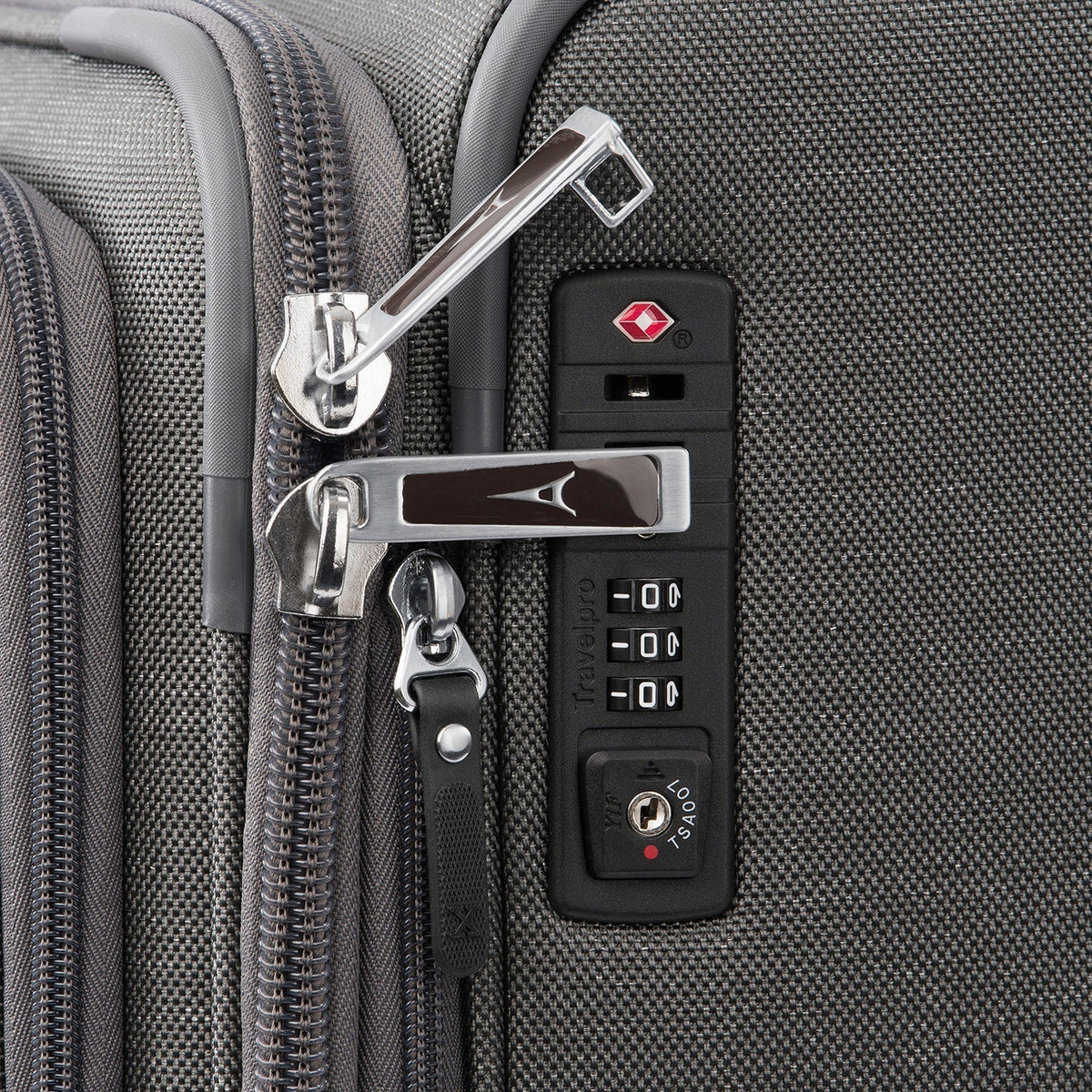 Platinum® Elite Carry-On / Medium Check-In Set