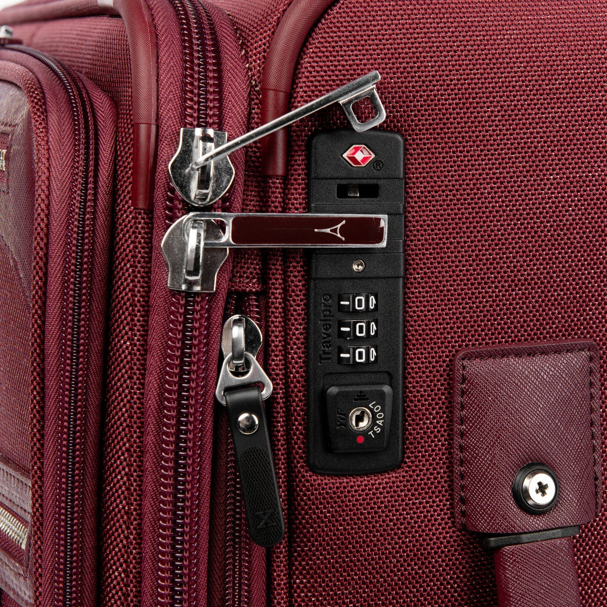 Platinum® Elite International Carry-On Spinner