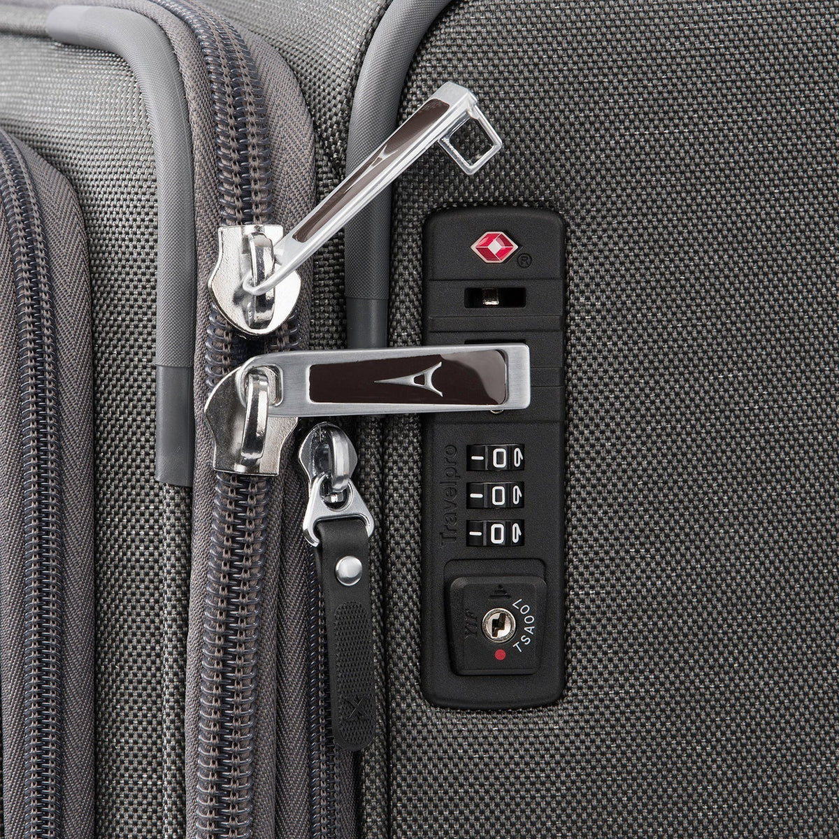 Platinum® Elite Medium / Large Check-In Set