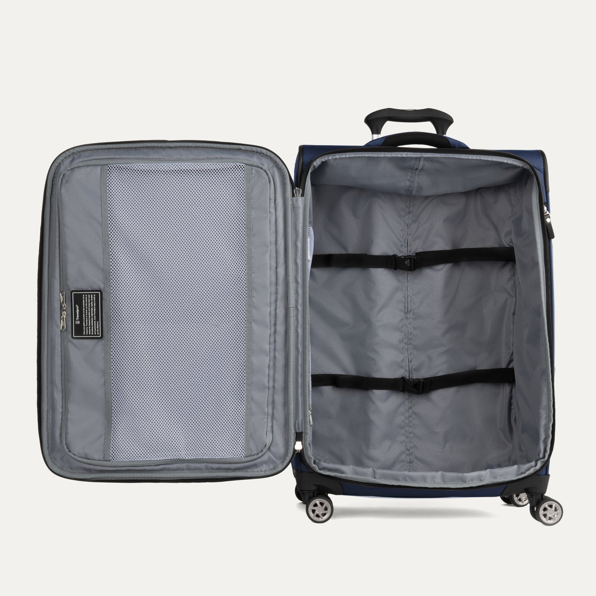 Roundtrip® Medium Check-in Spinner