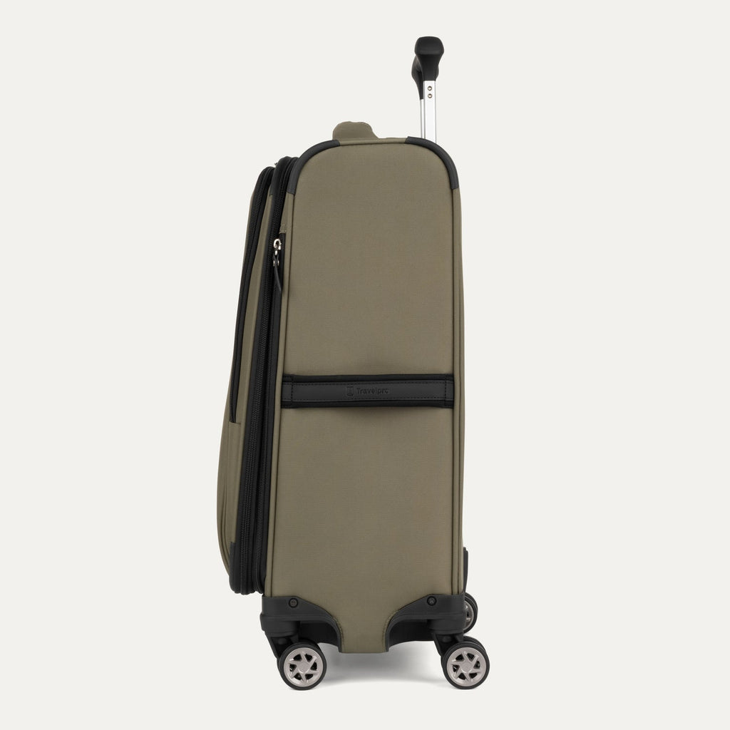 Roundtrip® Carry-on & Medium Check-in Spinner Set