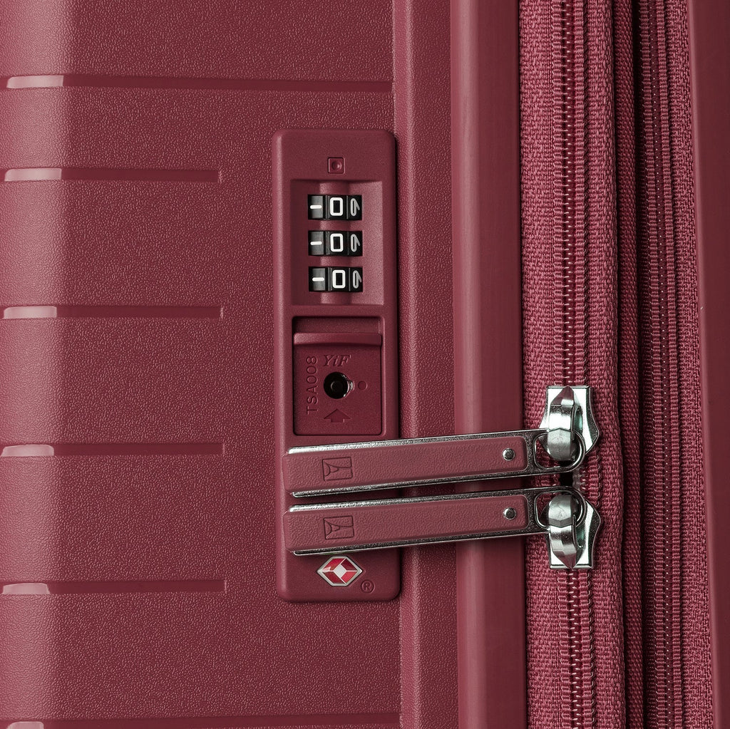Optima® Expandable Large Check-in Spinner