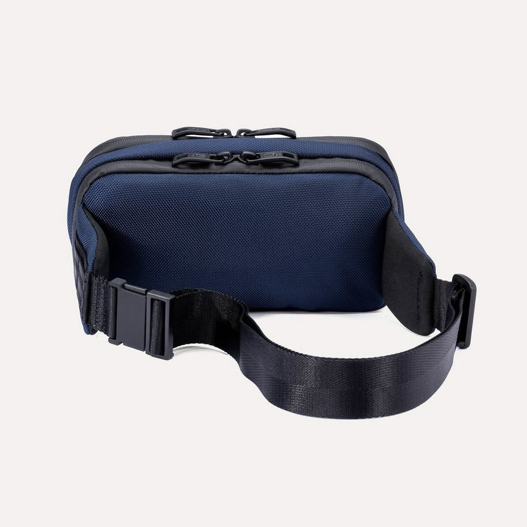Altitude™ Sling 2L
