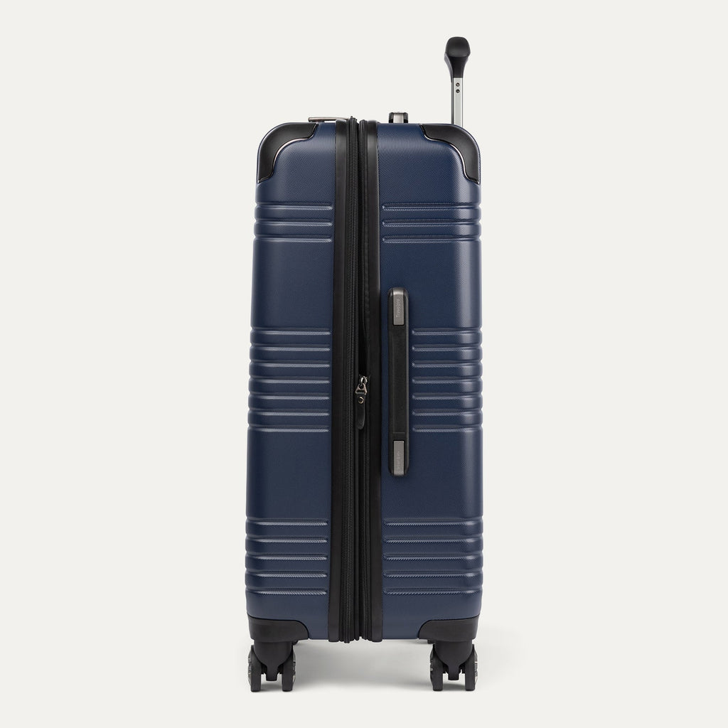 Roundtrip® Medium Check-in Expandable Spinner