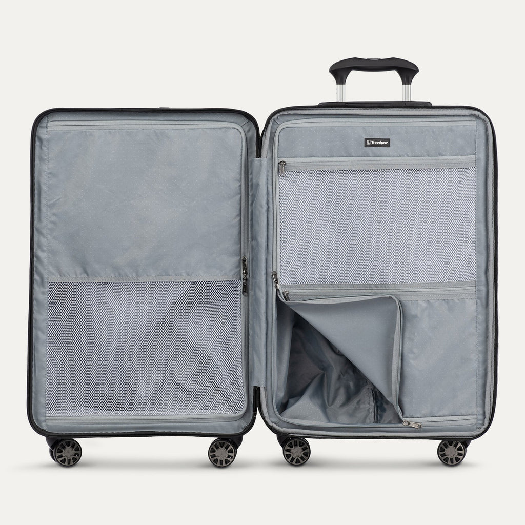 Roundtrip® Medium Check-in Expandable Spinner