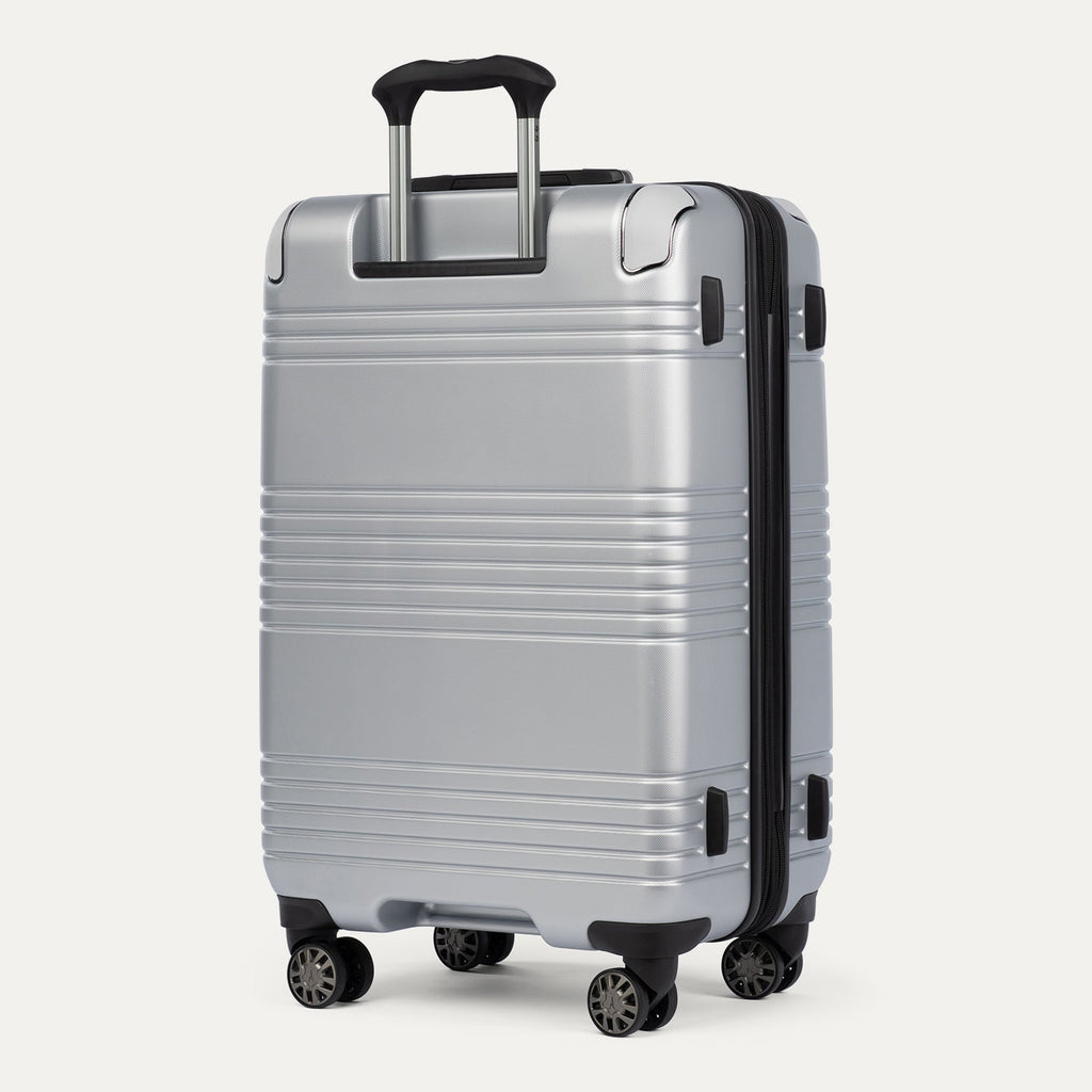 Roundtrip® Medium Check-in Expandable Spinner