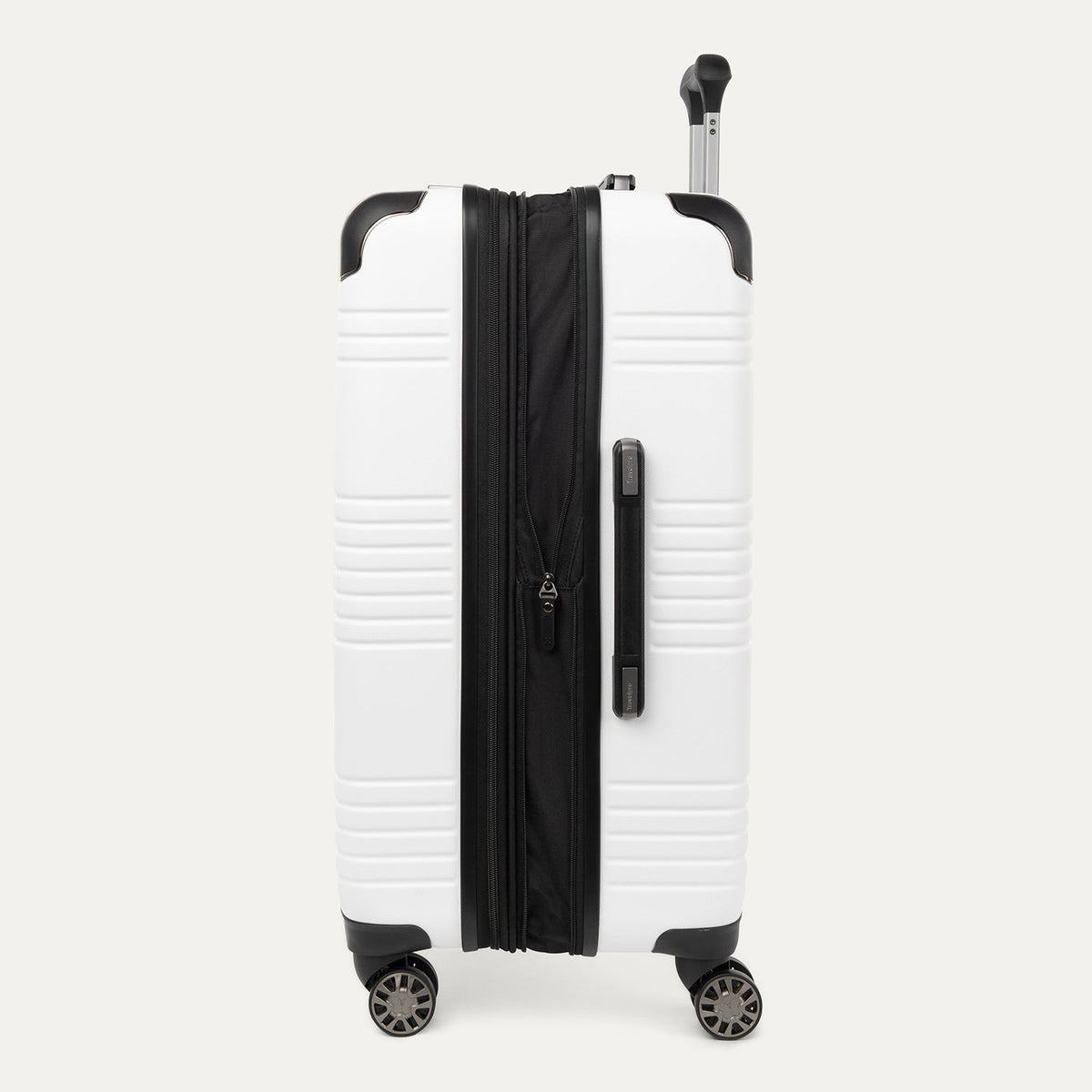 Roundtrip® Medium Check-in Expandable Spinner