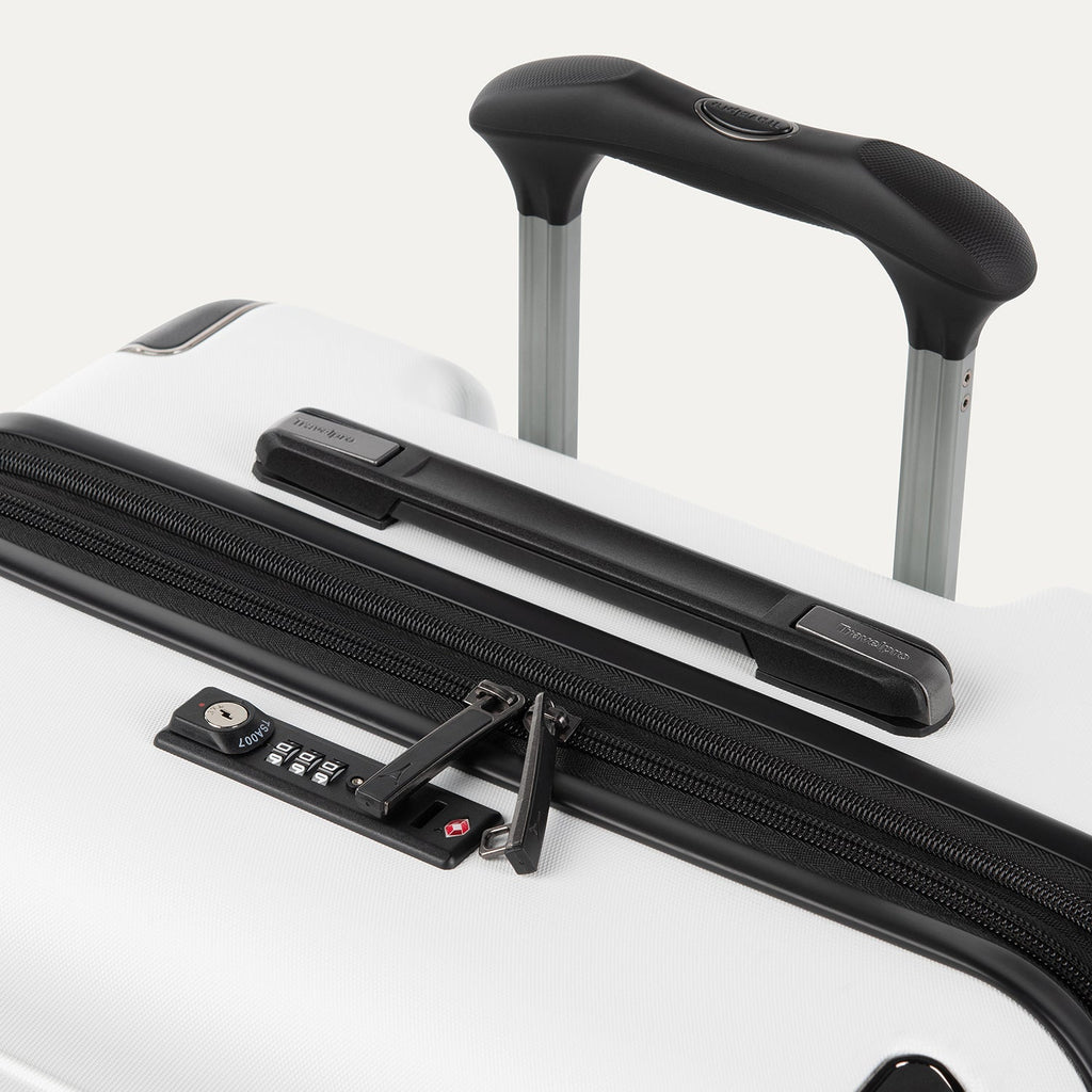 Roundtrip® Medium Check-in Expandable Spinner