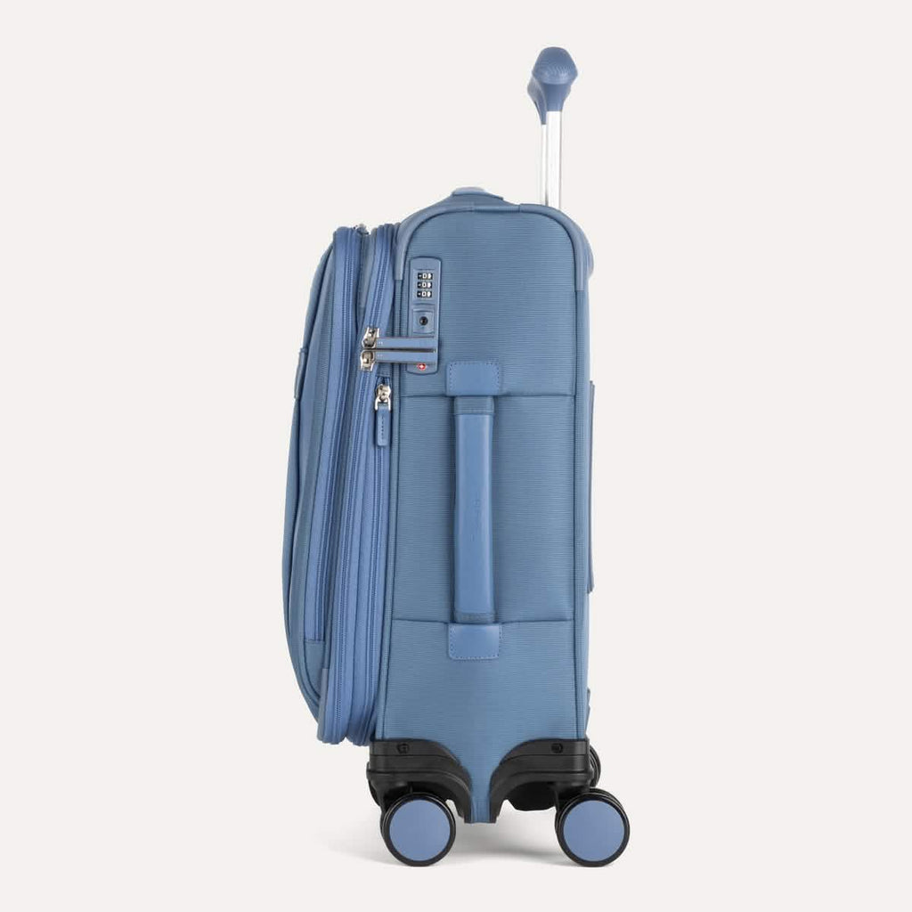 VersaPack®+ Compact  Carry-on Spinner